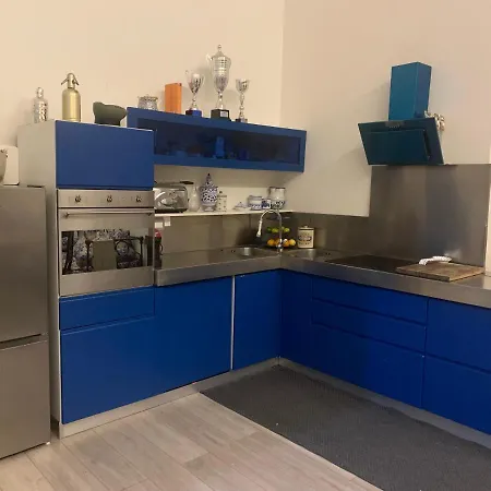 Charming House Bed & Breakfast Salerno