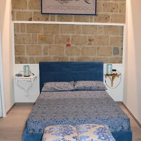 Bed & Breakfast Charming House