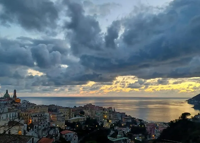 Bed & Breakfast Charming House Salerno