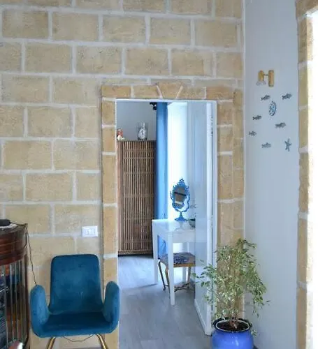 Charming House 4* Salerno