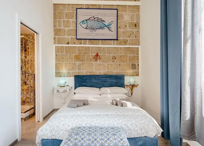 Charming House Bed & Breakfast