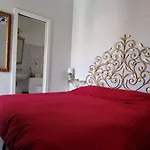 Charming House Nocleg ze śniadaniem 4*