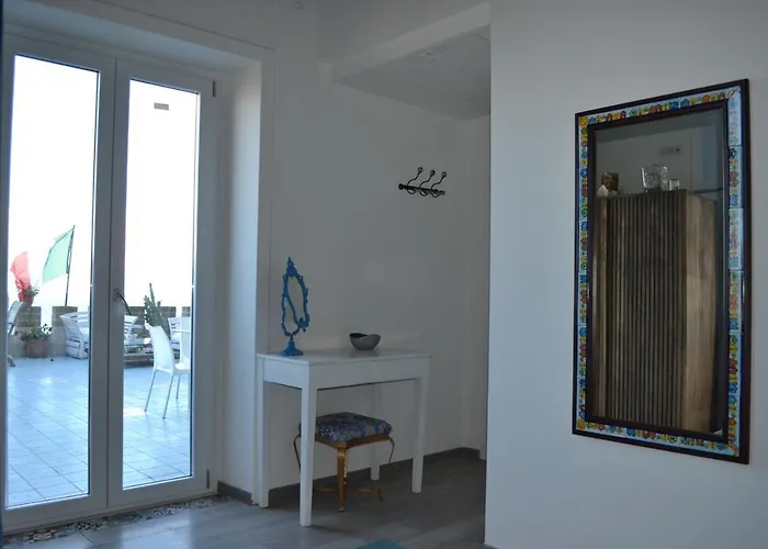 Charming House 4* Salerno