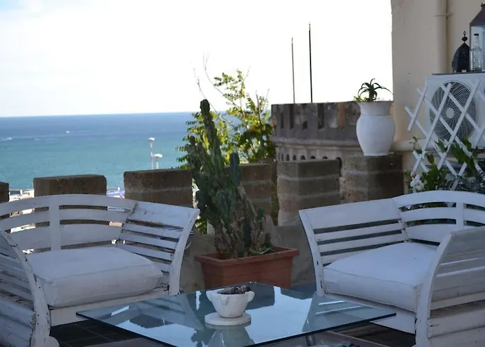 Charming House Bed and breakfast